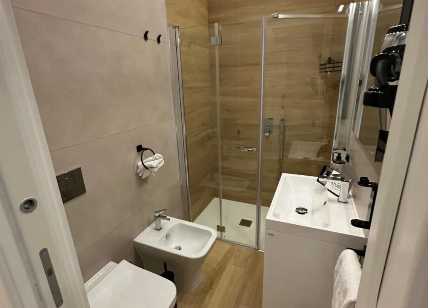 Guest house Astoria Napoli Centrale Italy